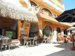 Hotel Bucaneros Isla Mujeres 3*,