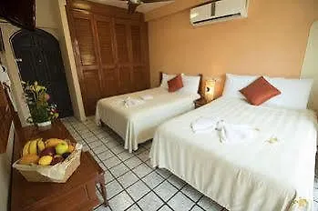 Hotel Bucaneros Isla Mujeres