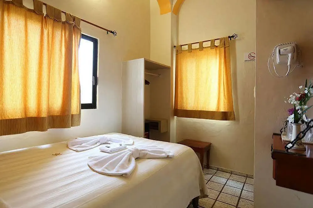 Hotel Bucaneros Isla Mujeres
