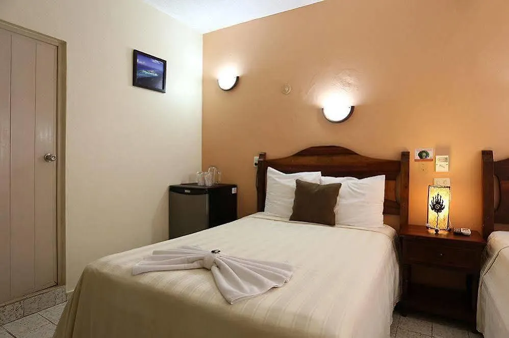Hotel Bucaneros Isla Mujeres Mexico