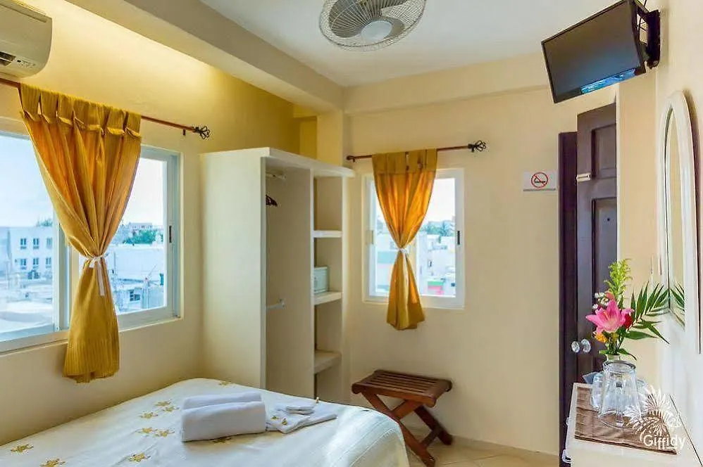 ***  Hotel Bucaneros Isla Mujeres Mexico
